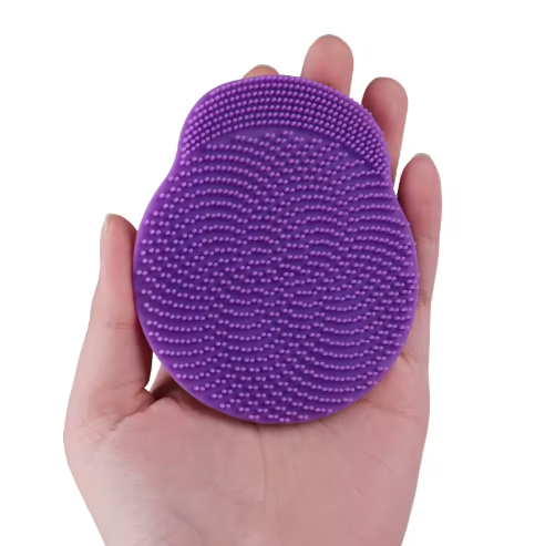 Portable silicone facial cleansing brush